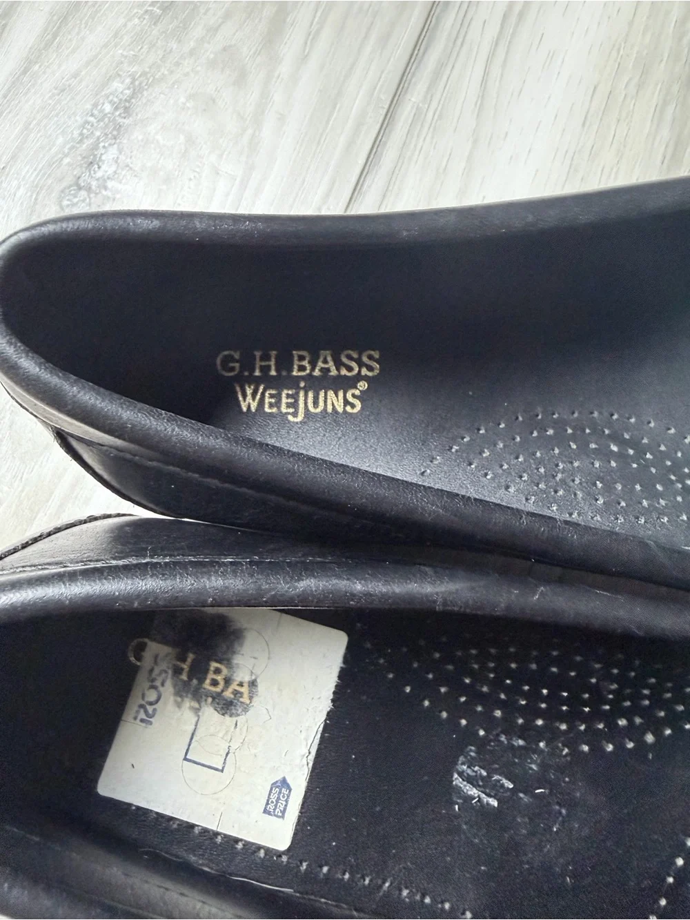 G.H. Bass Weejuns Black White Leather Penny Loafers Women’s 6.5